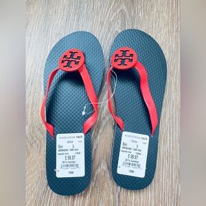 Tory Burch women’s classic flip flop size 5 rubber soles super fun, great brand